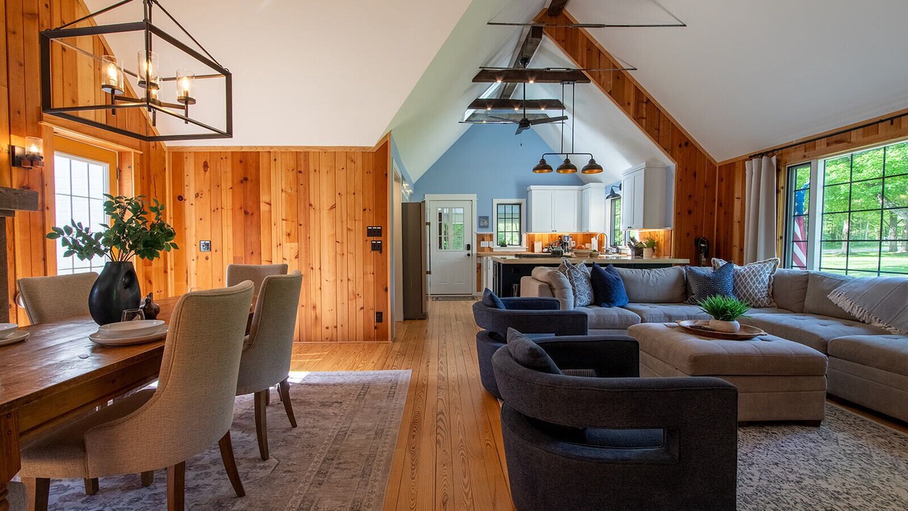 Photo of Livingroom in Fennville