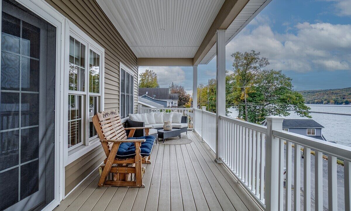 Photo of Patio Balcony in Town of Milo
