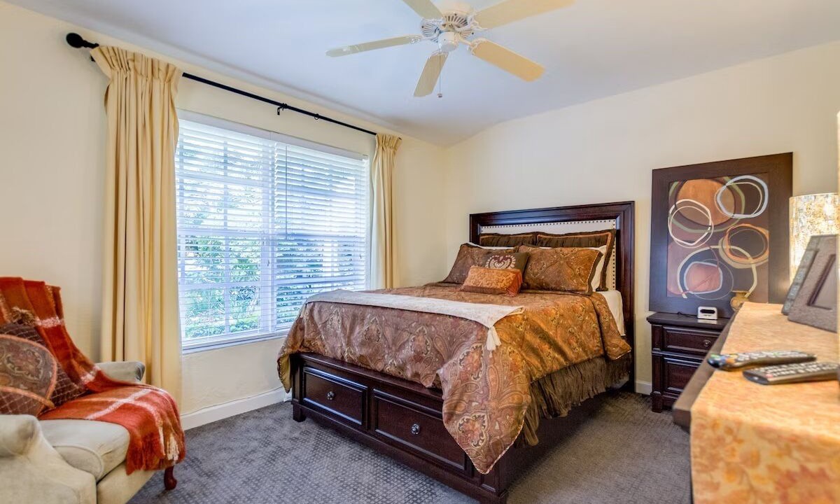 Photo of Bedroom in Wilton Manors