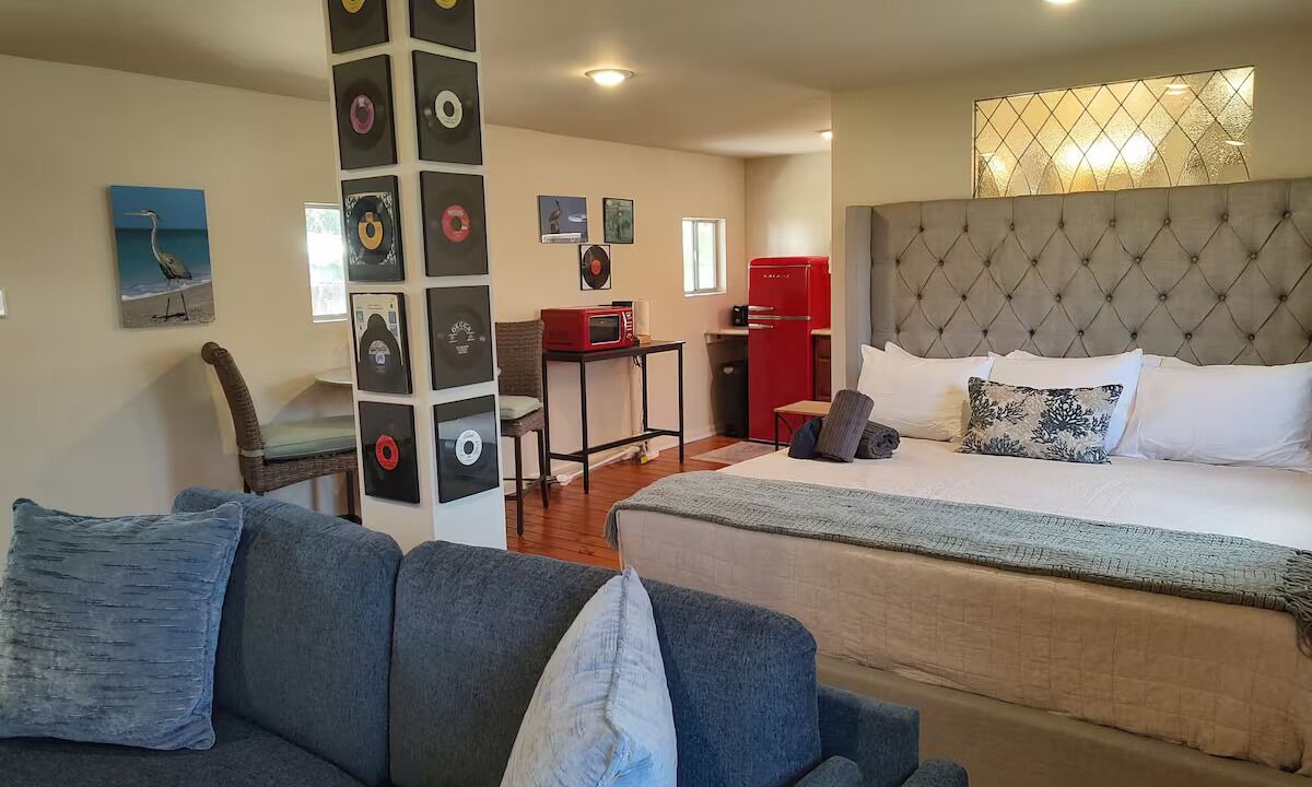 Photo of Bedroom in Downtown