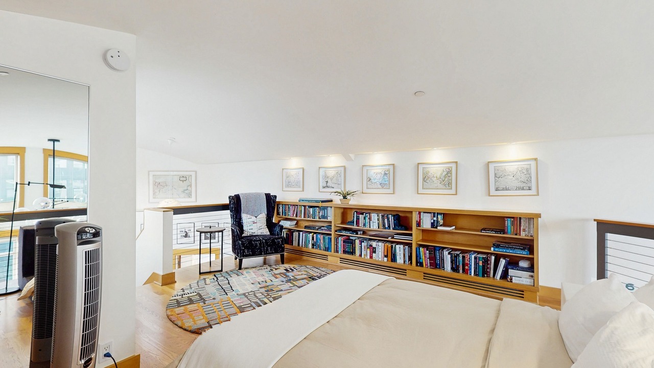 Photo of Bedroom in Belltown