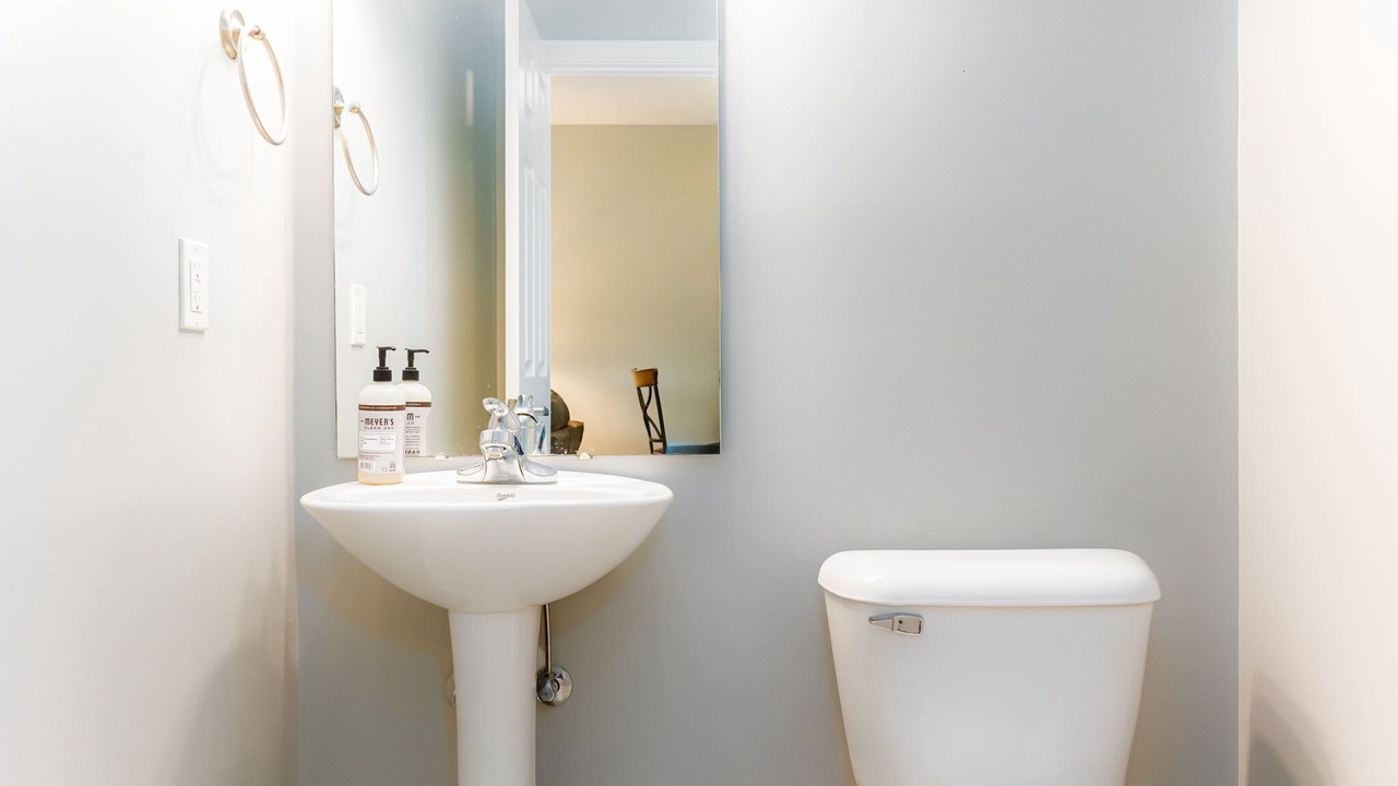 Photo of Bathroom in Roseland