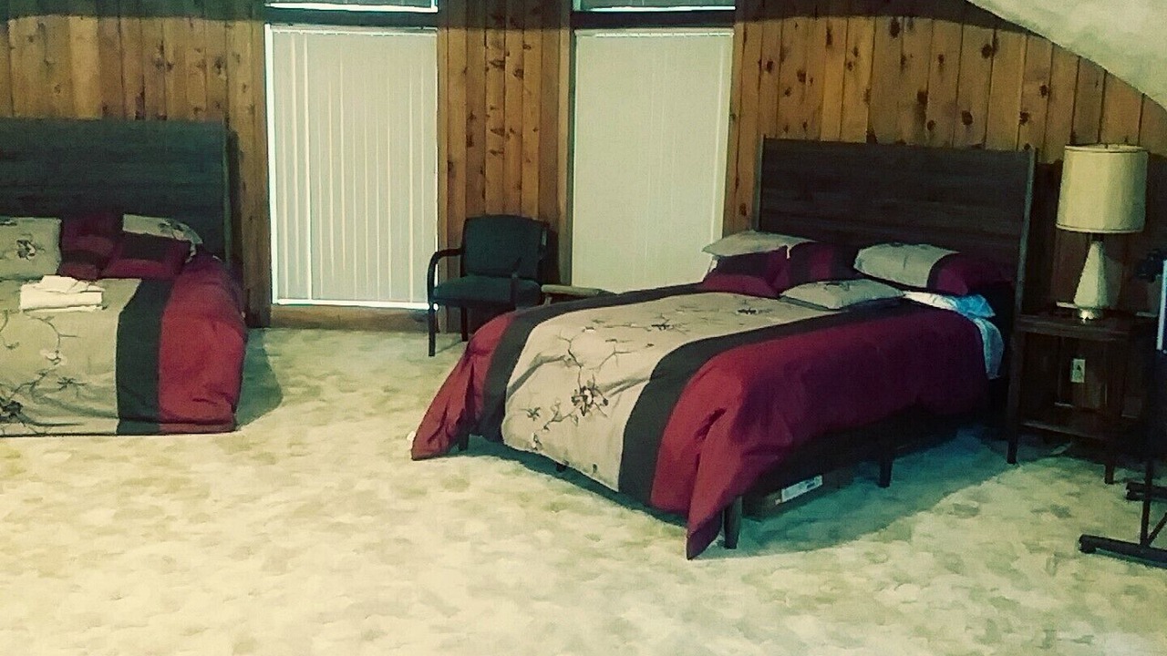 Photo of Bedroom in Lansing