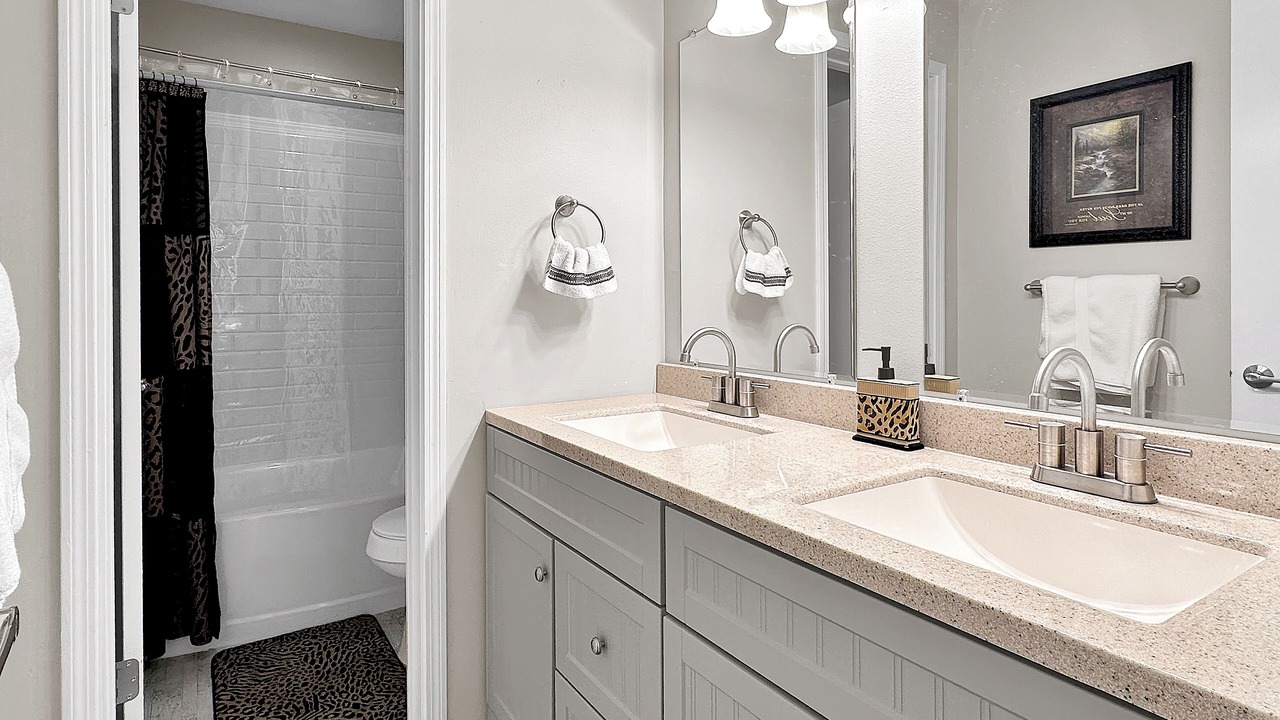 Photo of Bathroom in East Pensacola Heights
