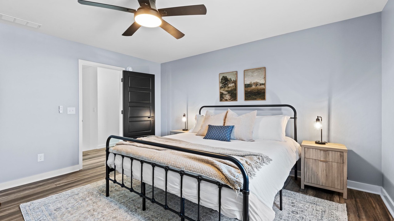Photo of Bedroom in Lawrenceburg