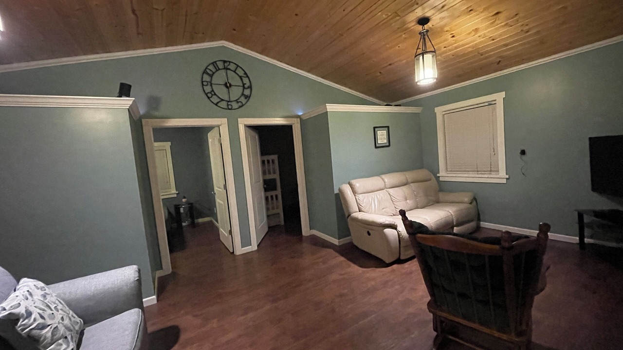 Photo of Livingroom in Newberry