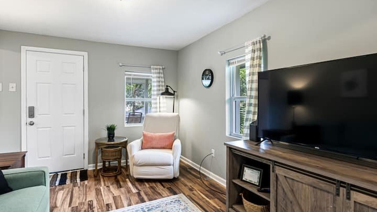 Photo of Livingroom in South Pensacola