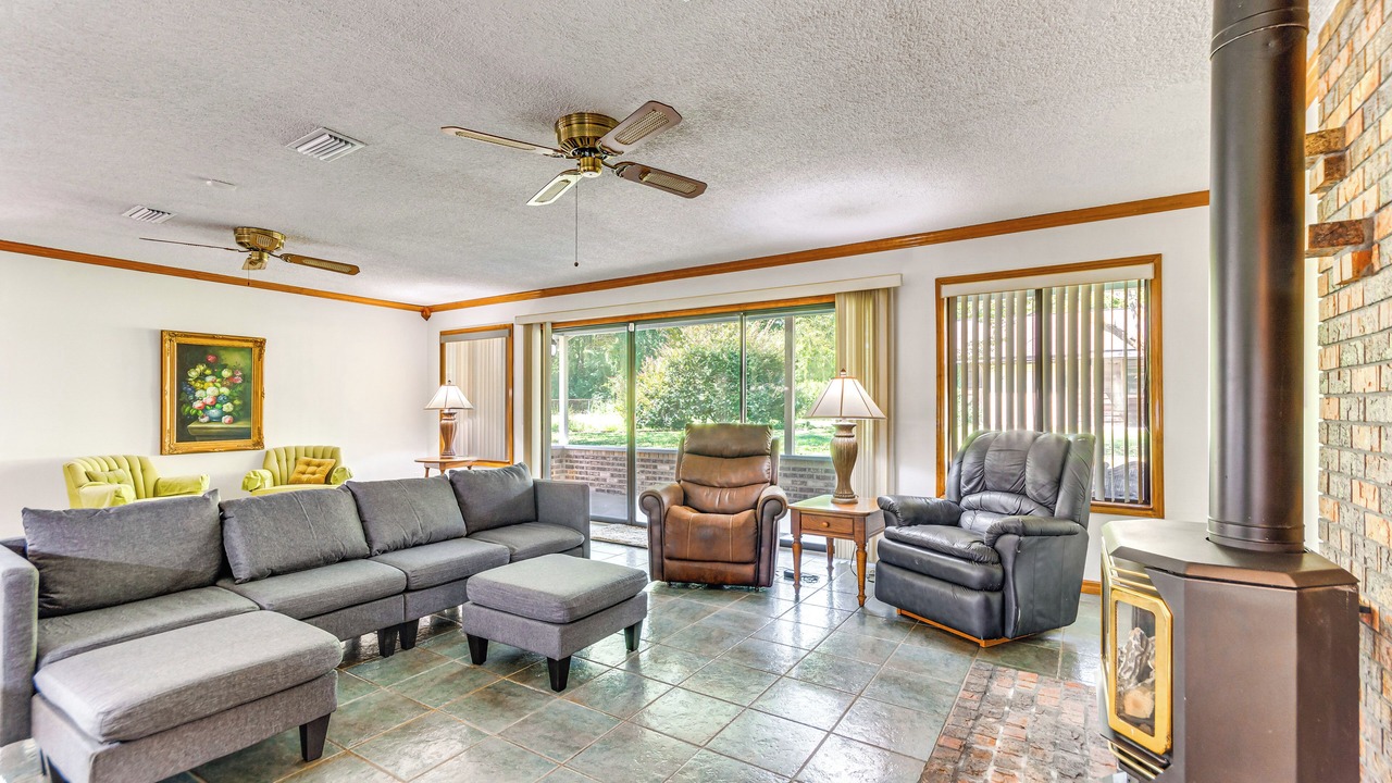 Photo of Livingroom in Florida Panhandle