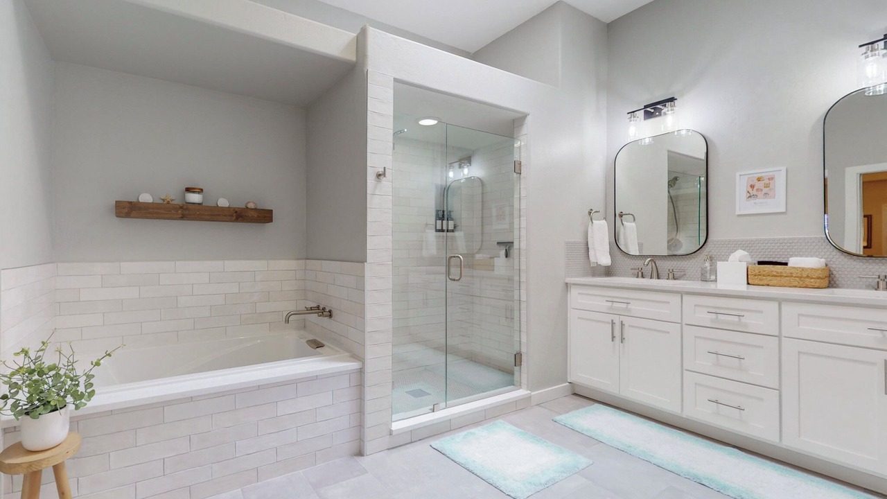 Photo of Bathroom in Northeast Heights