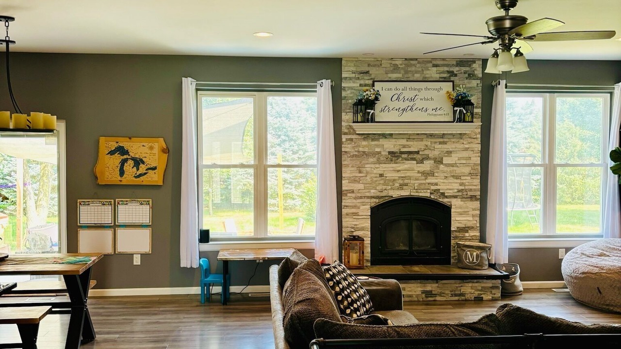 Photo of Livingroom in Ann Arbor
