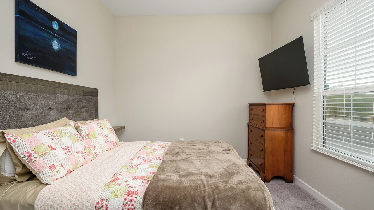 Photo of Bedroom in Desert Ridge