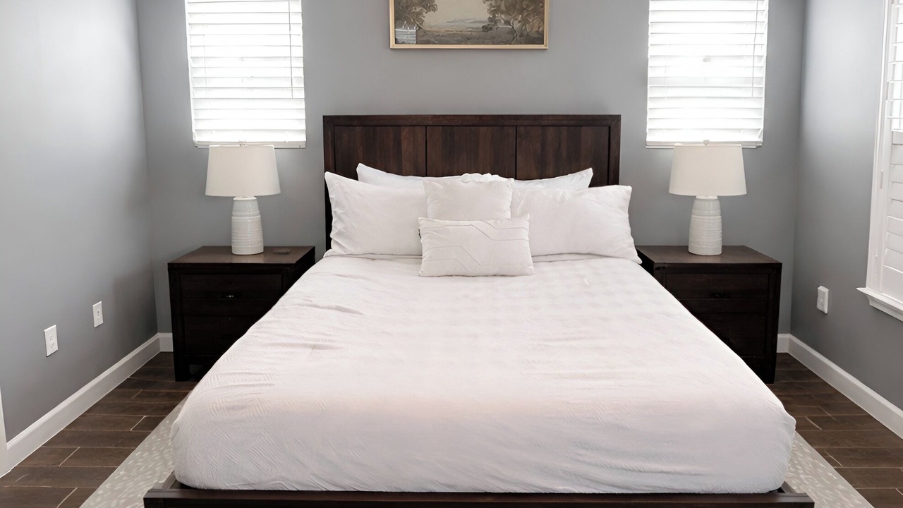 Photo of Bedroom in Downtown