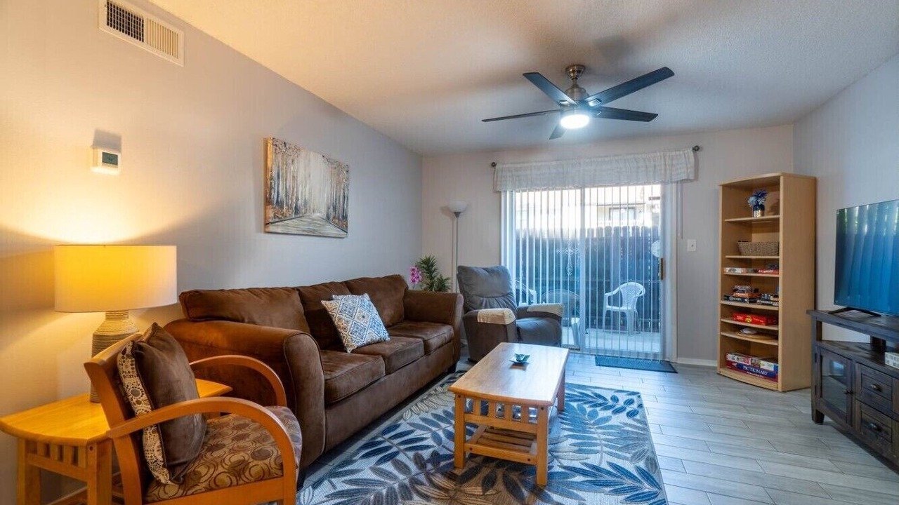 Photo of Livingroom in East Pensacola Heights