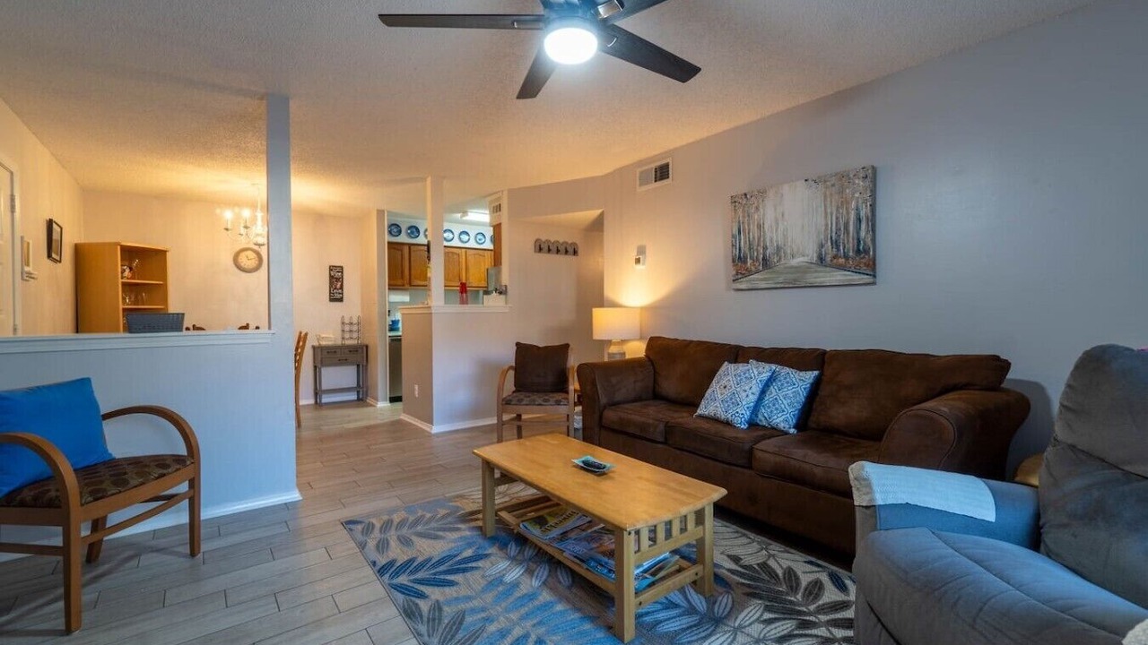 Photo of Livingroom in East Pensacola Heights