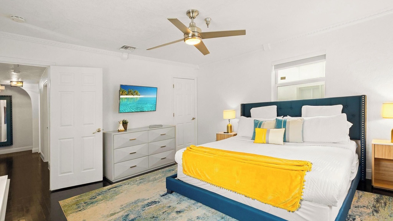 Photo of Bedroom in West Avenue