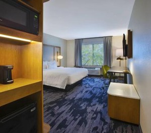 Fairfield Inn 