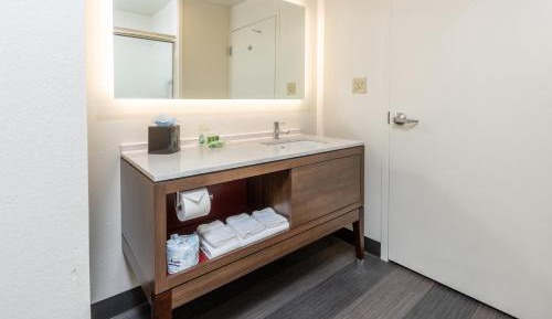 Standard King Room