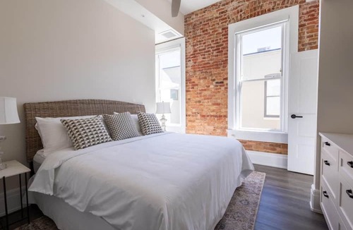 Downtown Condo | Historic Charm Southern Exposure