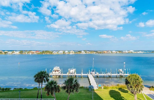 Villa Sabine Condo | Sabine Yacht & Racquet #5C | Boat Slips, Views!