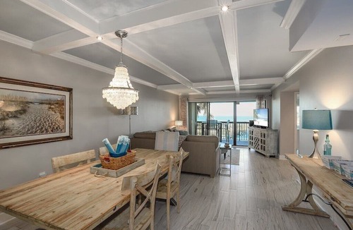 Amelia City Condo | Find out what our guests love about this beautiful, oceanfront condo.