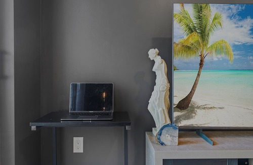 Brickell Condo | Lux Condo with Fitness Room and WiFi in booming Brickell Miami with Free Parking