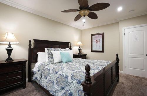 Hermosa Village House | Highly Upgraded, 5 Bed, 45 ba, New Pool w/Jacuzzi, 1/2 mile walk to Disney