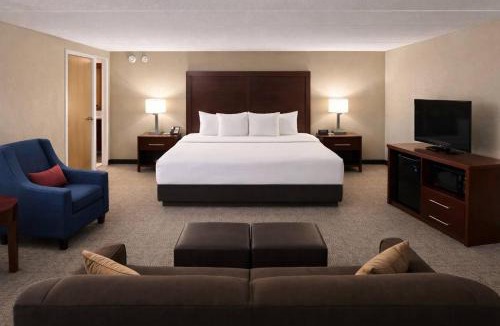Farmington Hills Hotel | Comfort Inn Farmington Hills - Novi-Royal oaks-Southfield-Detroit Northwest