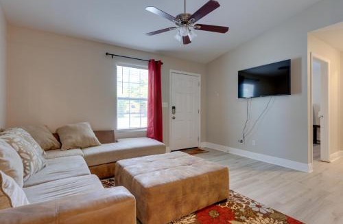 Pensacola Heights Apartment | Dog-Friendly Pensacola Duplex ~ 7 Mi to Downtown