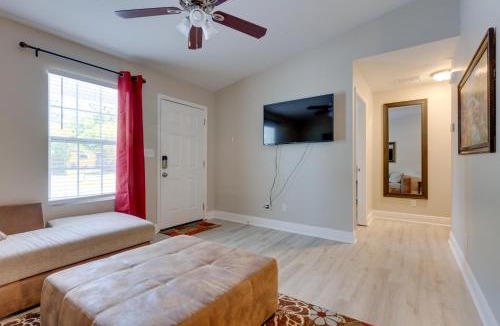 Pensacola Heights Apartment | Dog-Friendly Pensacola Duplex ~ 7 Mi to Downtown