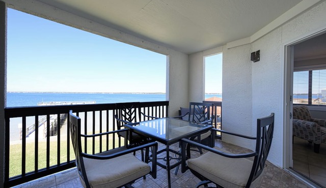 Your Sound Side Sanctuary Awaits in Palms 1-206