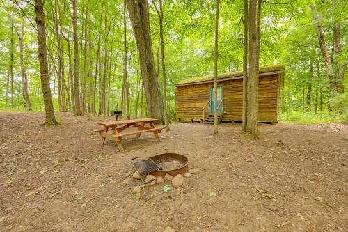 Cozy Cabin Retreat at Letchworth Valley Resort