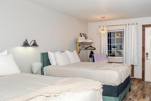Glam Jam! - Newly Remodeled Stay in Style! Pets Stay Free