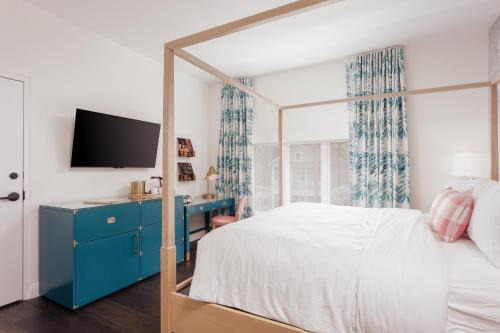 Lily Hall-A Boutique Hotel